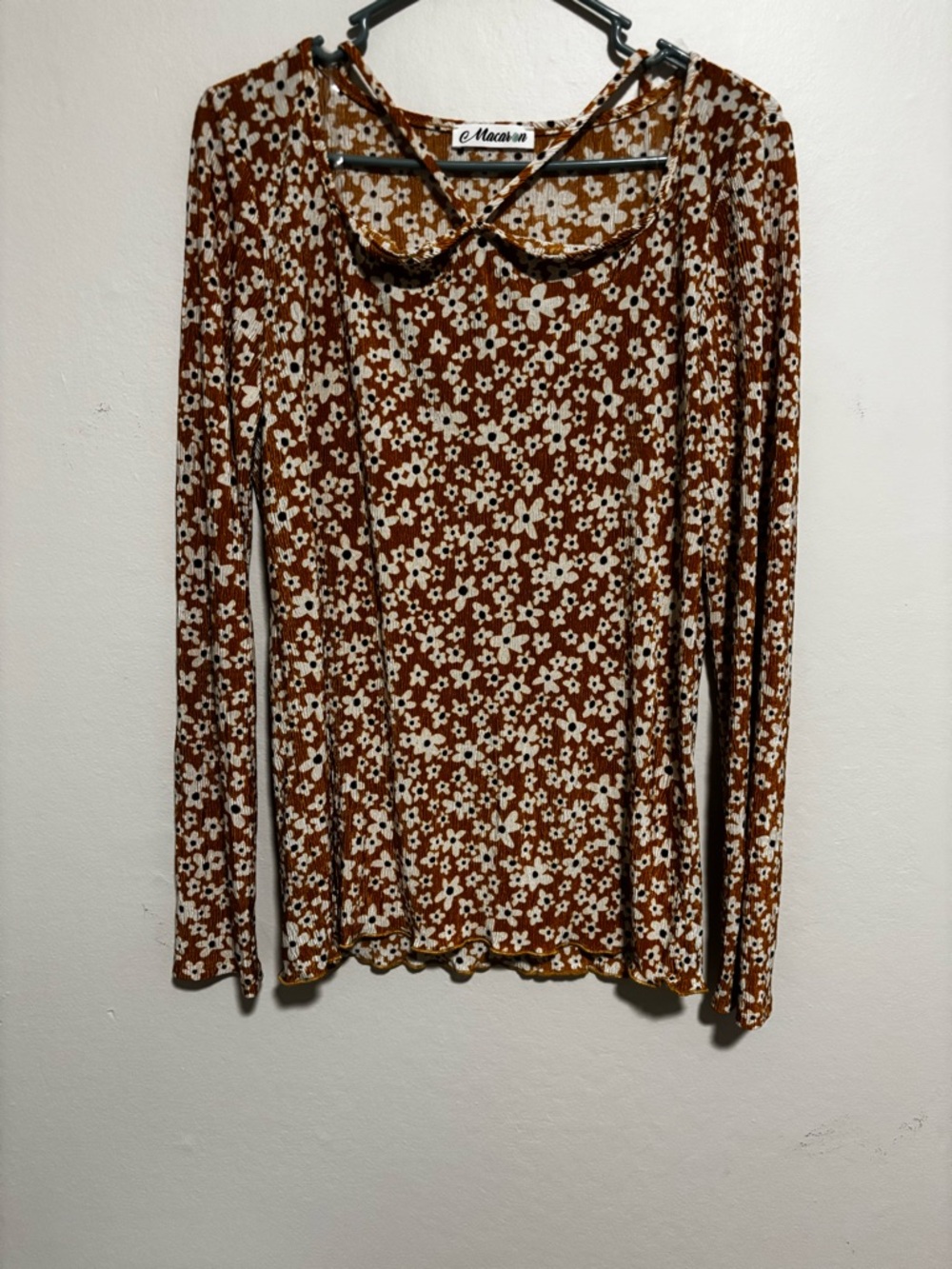 NWOT Brown Floral Long-Sleeve Top